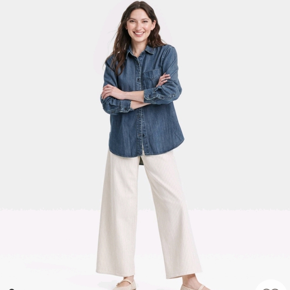 Women's Relaxed Fit Denim Button-Down Shirt - Universal Thread Dark Wash XS - Picture 3 of 14